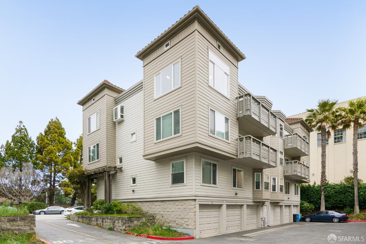 655 Frederick Street