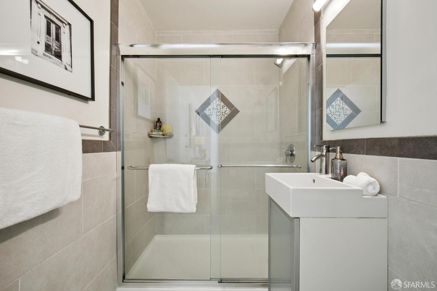 235 Waller Street # 2
