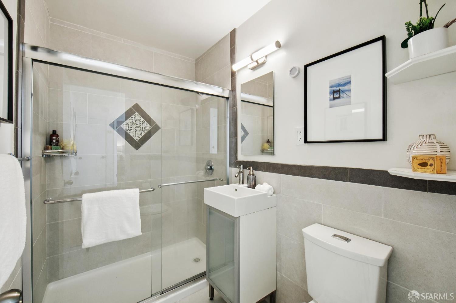235 Waller Street # 2