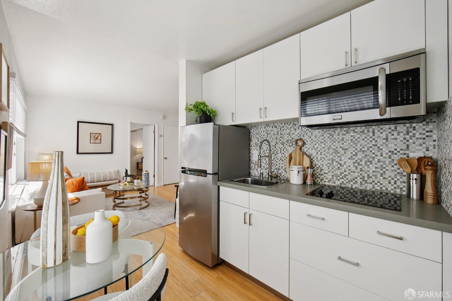 235 Waller Street # 2