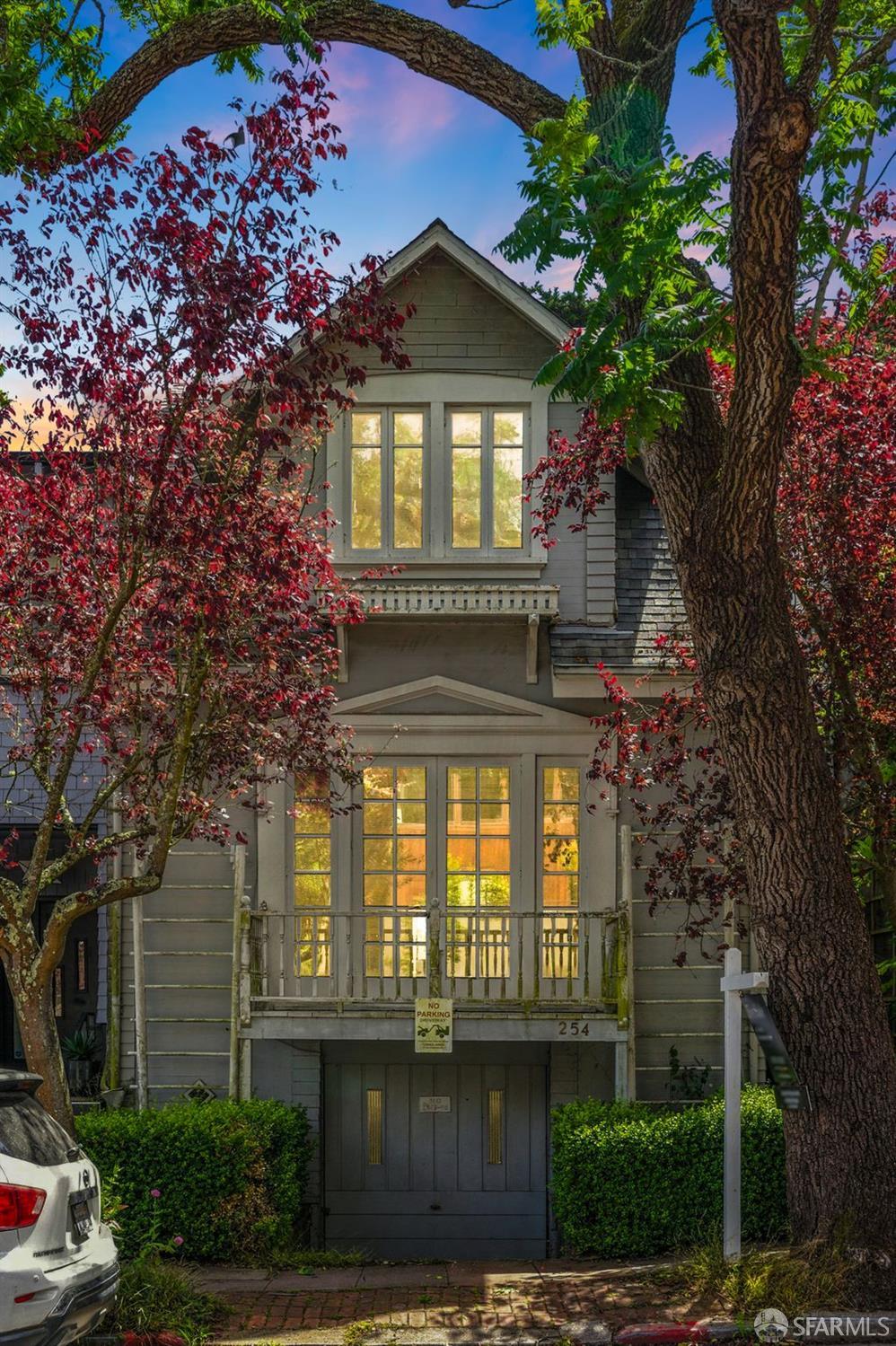254 Edgewood Avenue