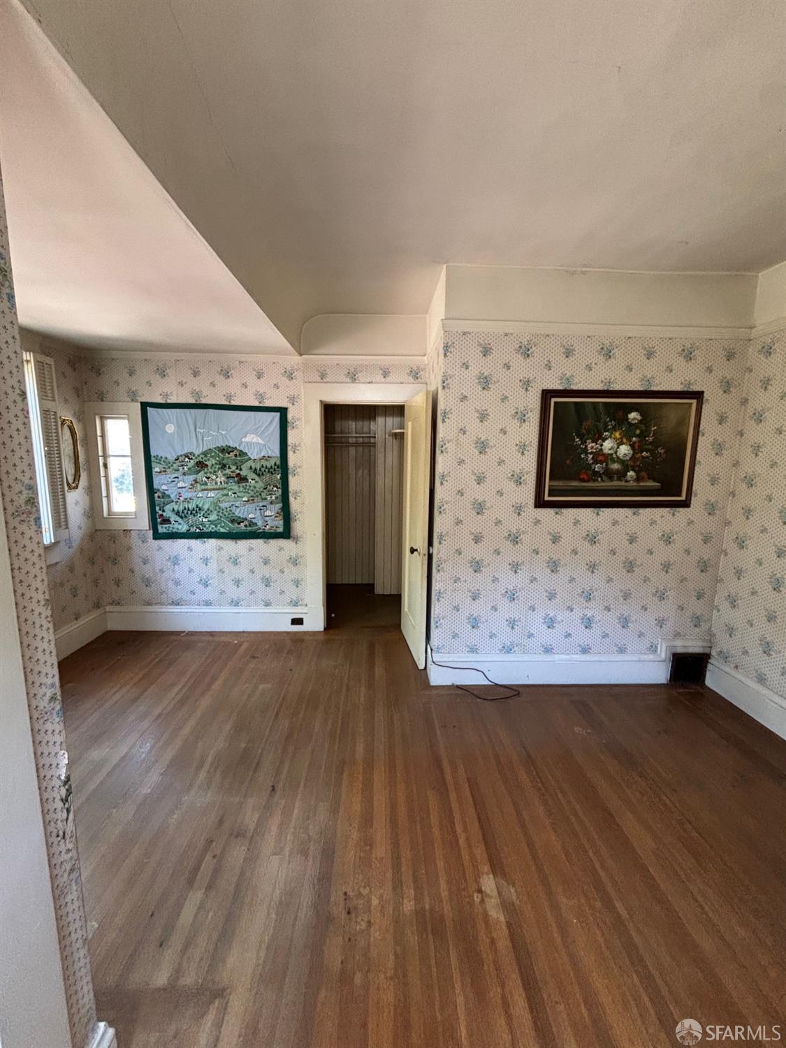 254 Edgewood Avenue