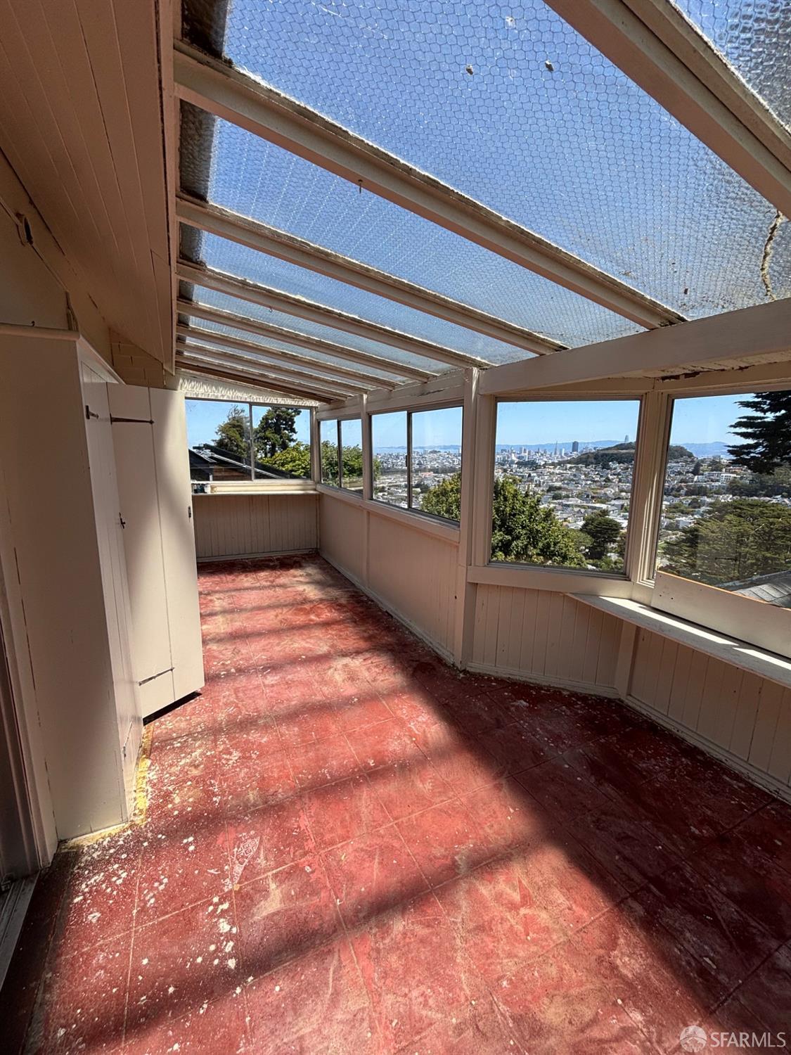 254 Edgewood Avenue