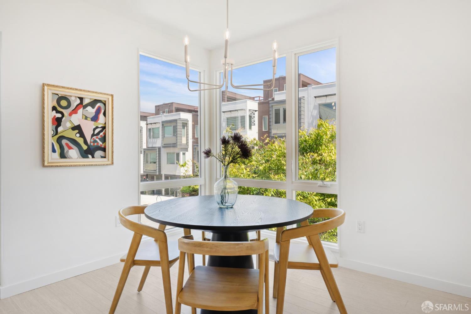 100 Avocet Way