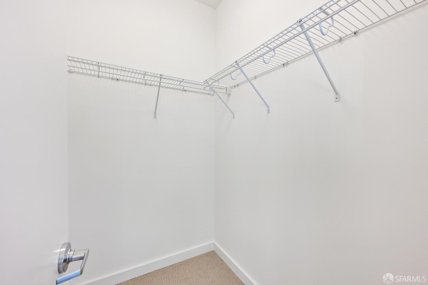 100 Avocet Way