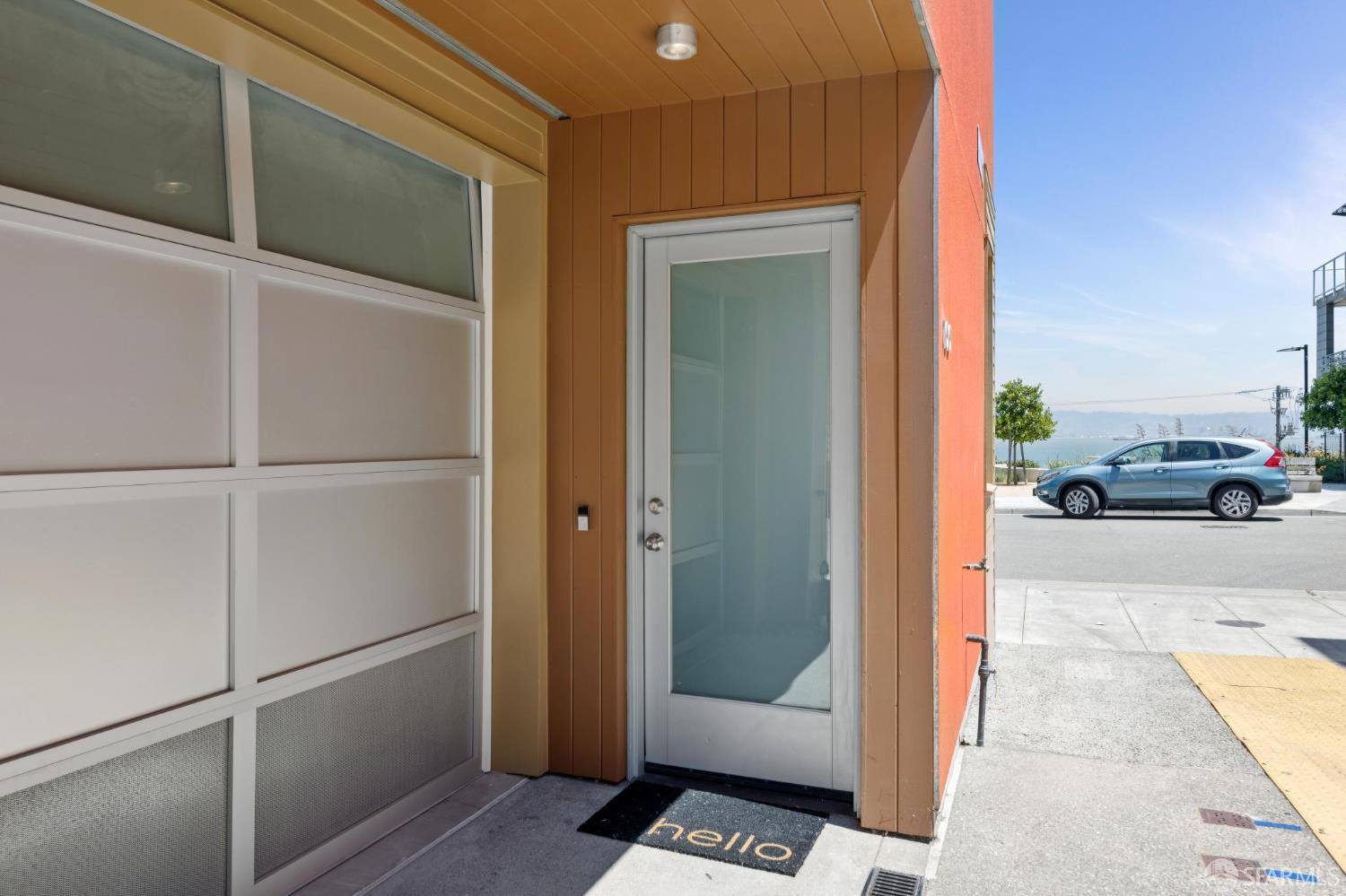 100 Avocet Way