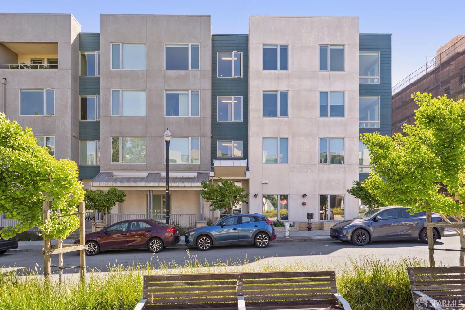 100 Avocet Way
