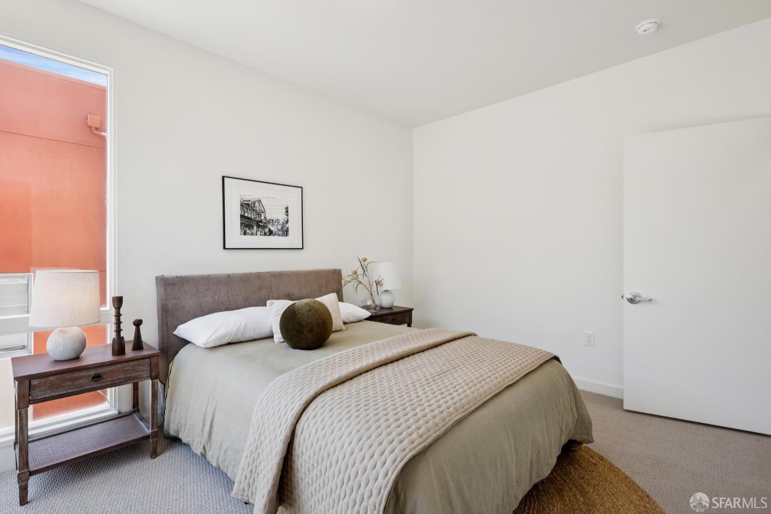 100 Avocet Way