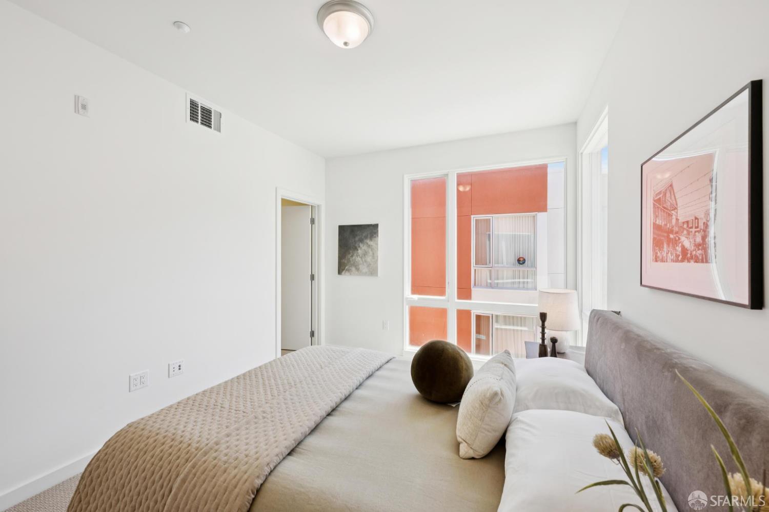 100 Avocet Way