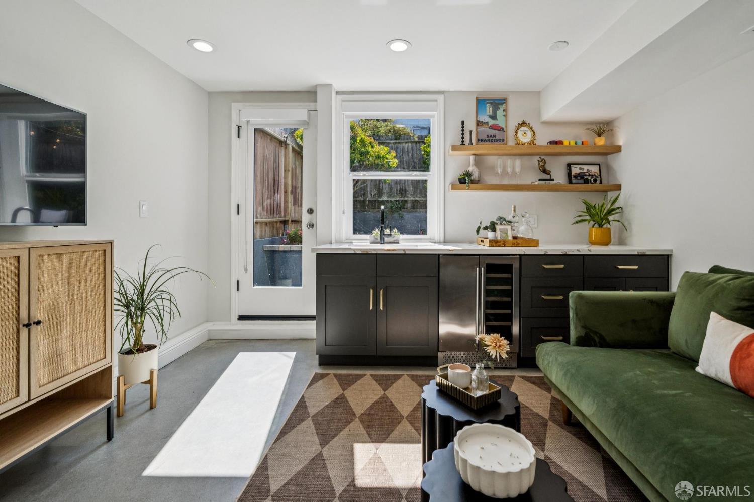 126 Putnam Street