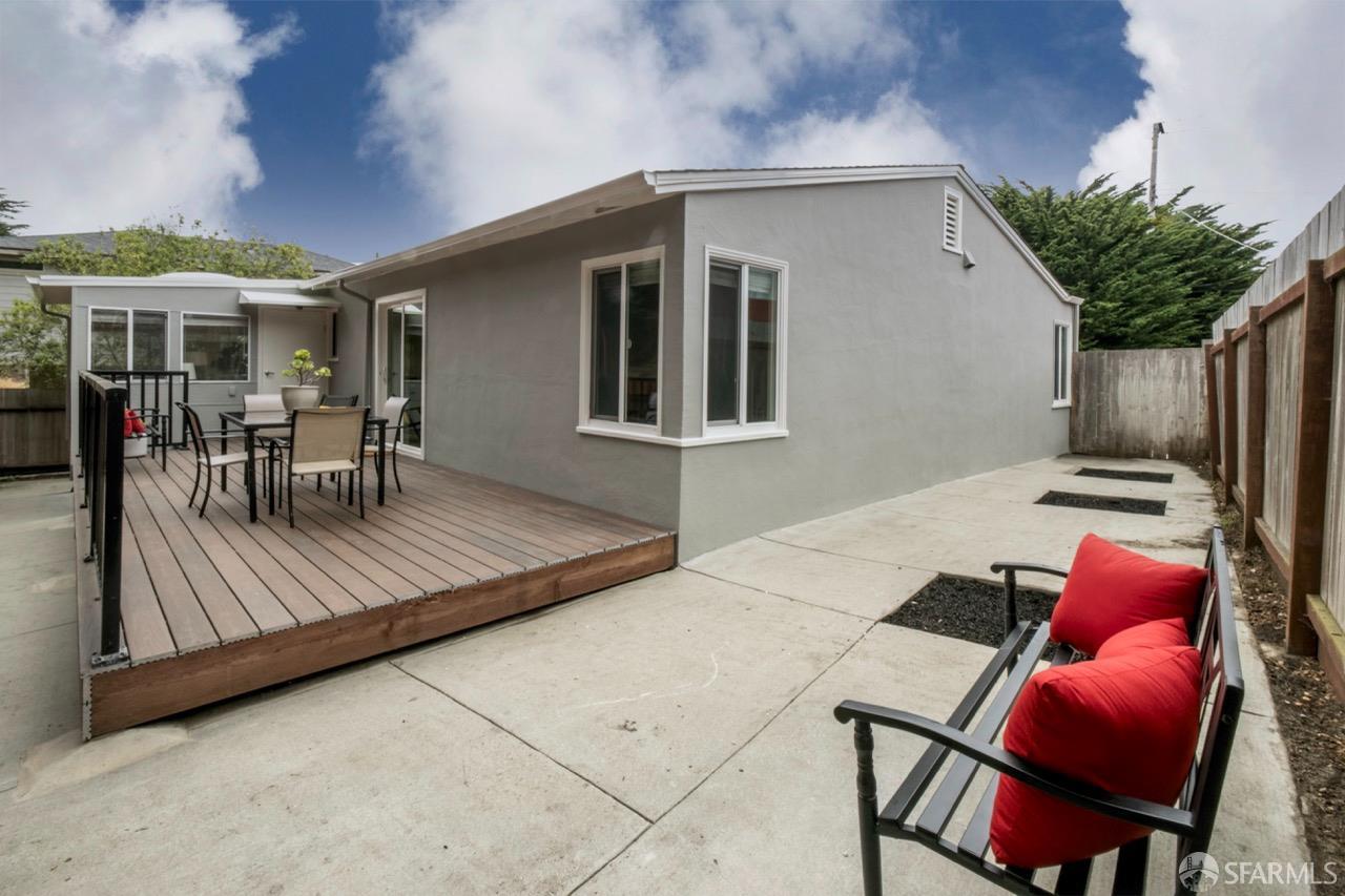 636 Edgemar Avenue