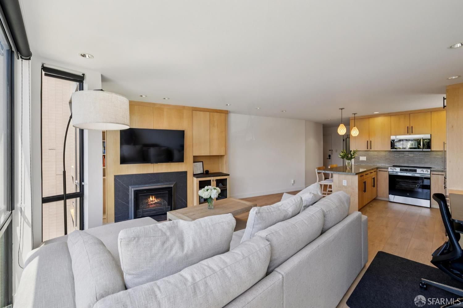2295 Vallejo Street # 405