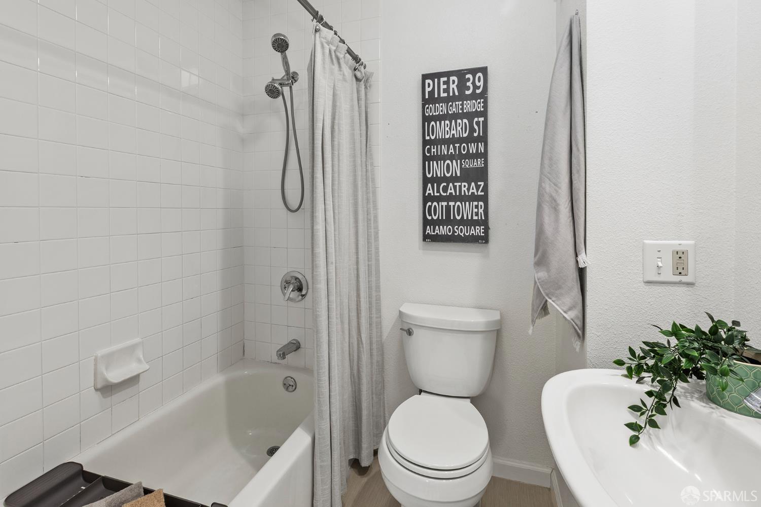 1603 18th Street
