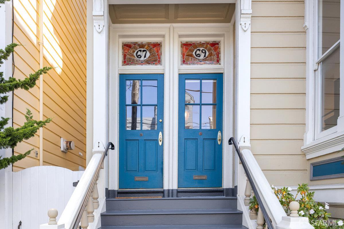 69 Pond Street