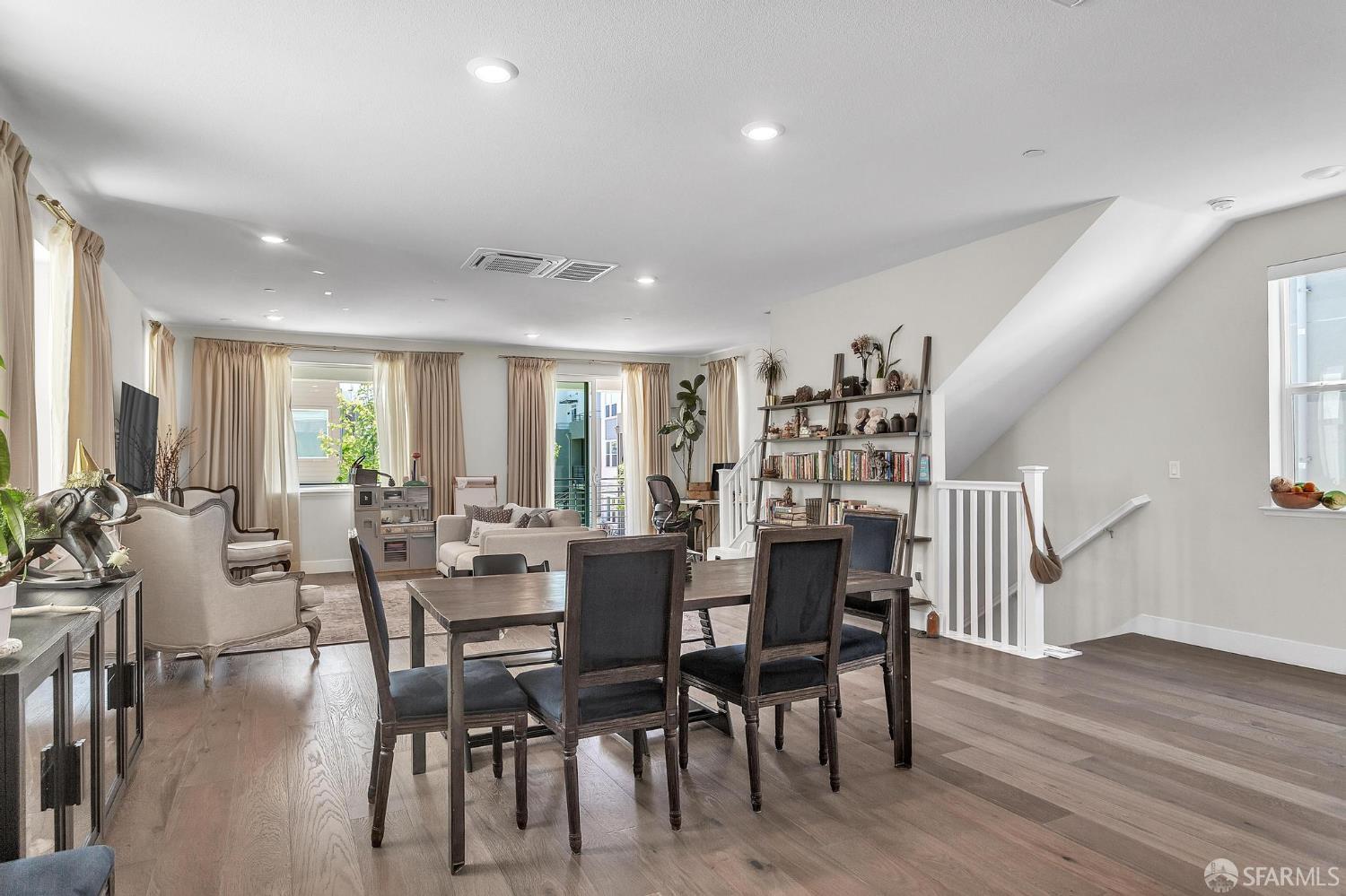 2821 San Jacinto Lane