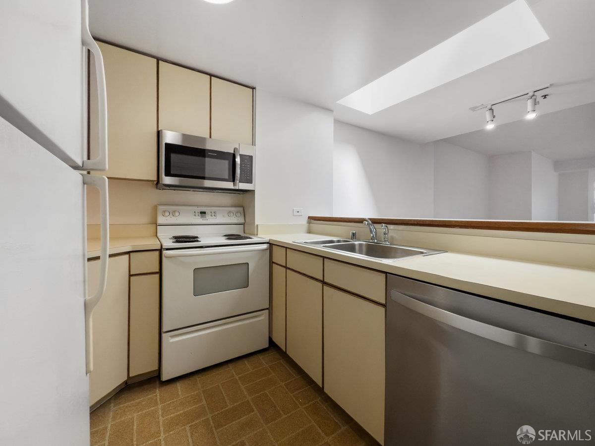 601 Van Ness Avenue # 71