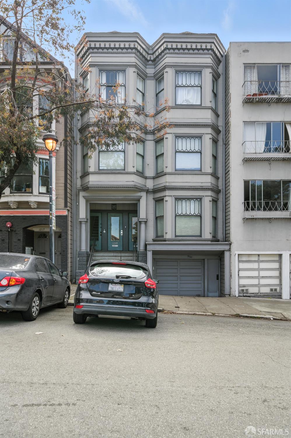 1207 Arguello Boulevard