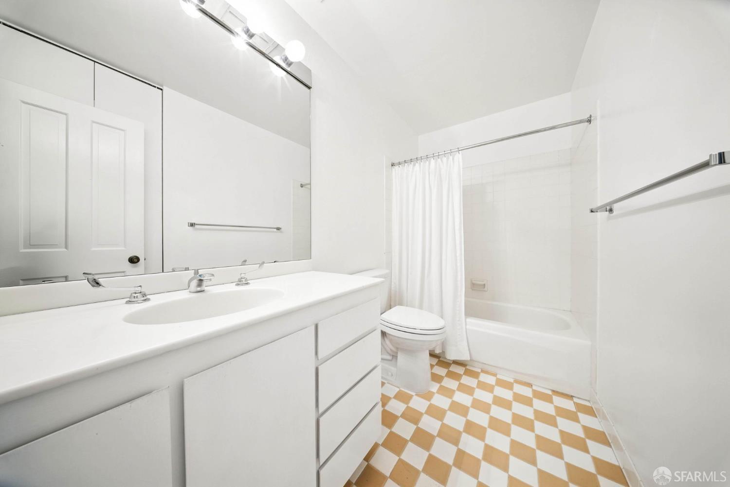 156 Lombard Street # 14