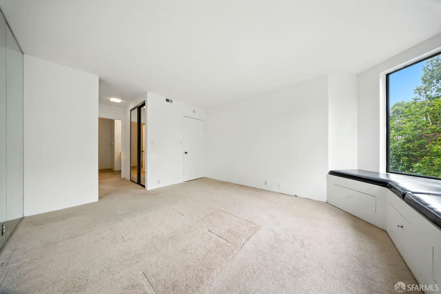 156 Lombard Street # 14