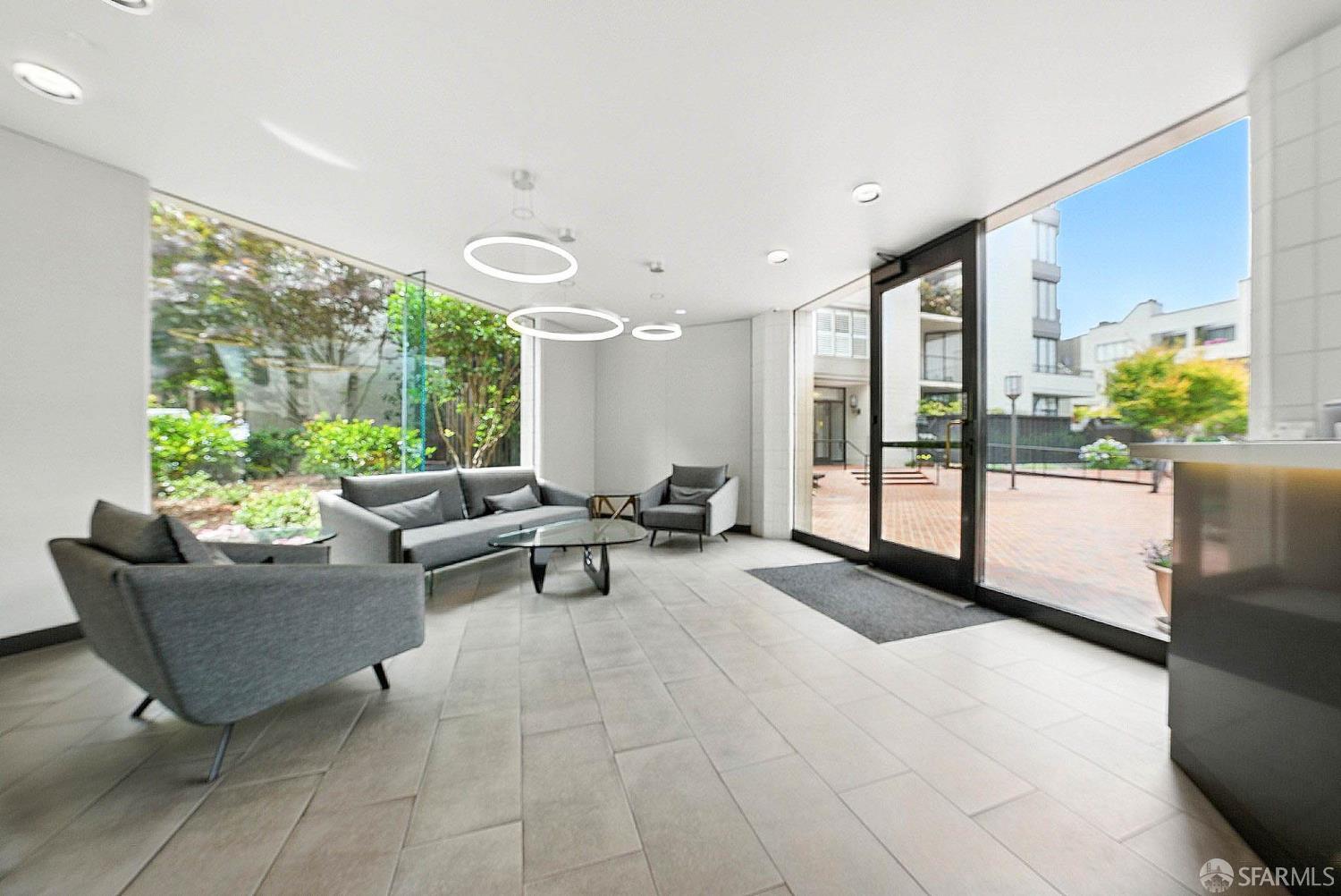 156 Lombard Street # 14