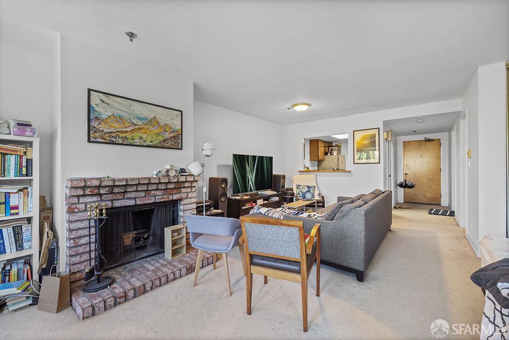 360 Guerrero Street # 415