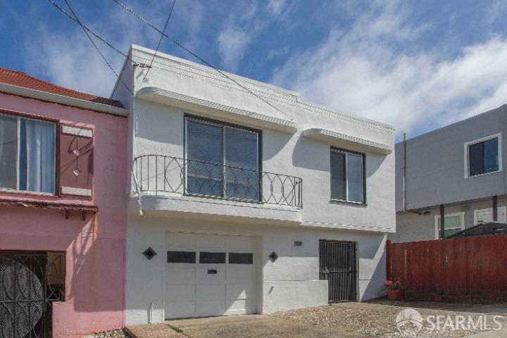 3118 Rivera Street