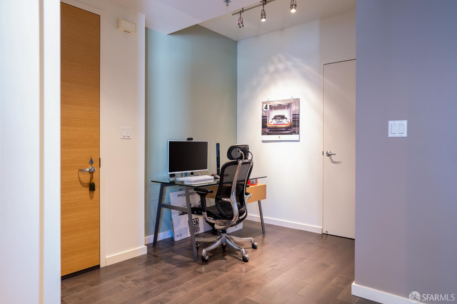 1 Hawthorne Street # 20A