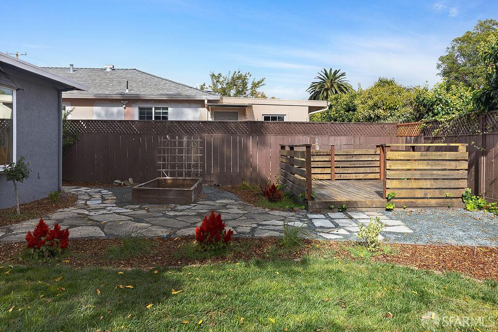 688 Garside Court