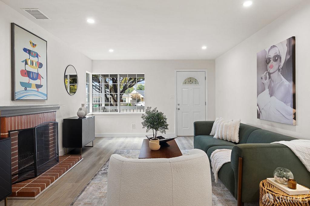 688 Garside Court
