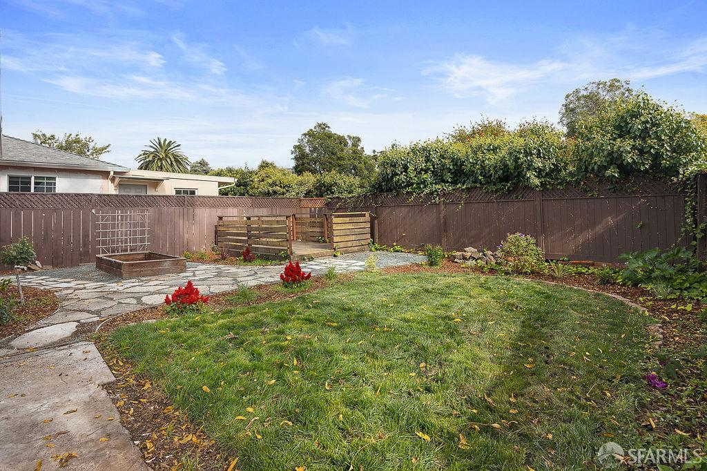 688 Garside Court