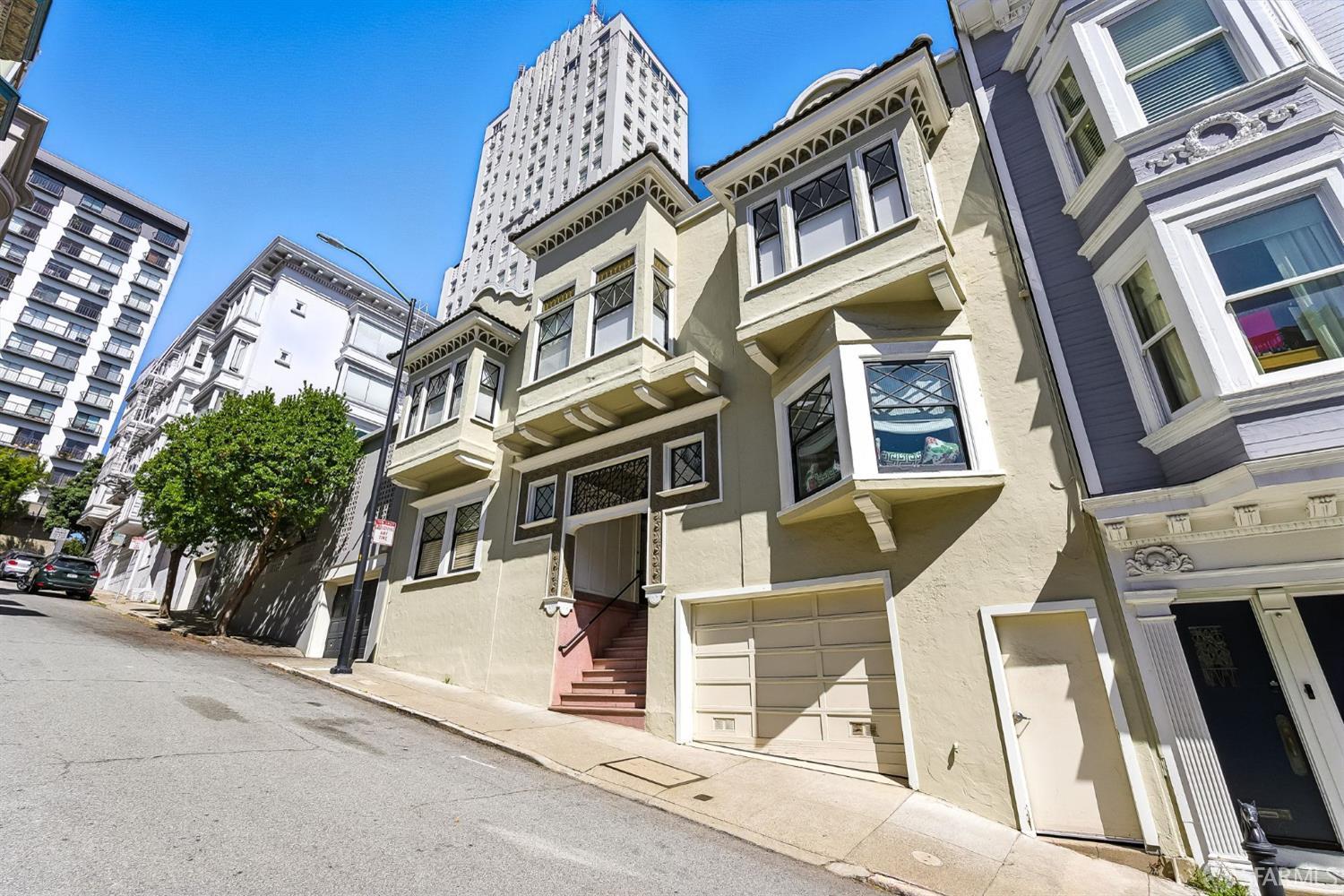 66 Pleasant Street