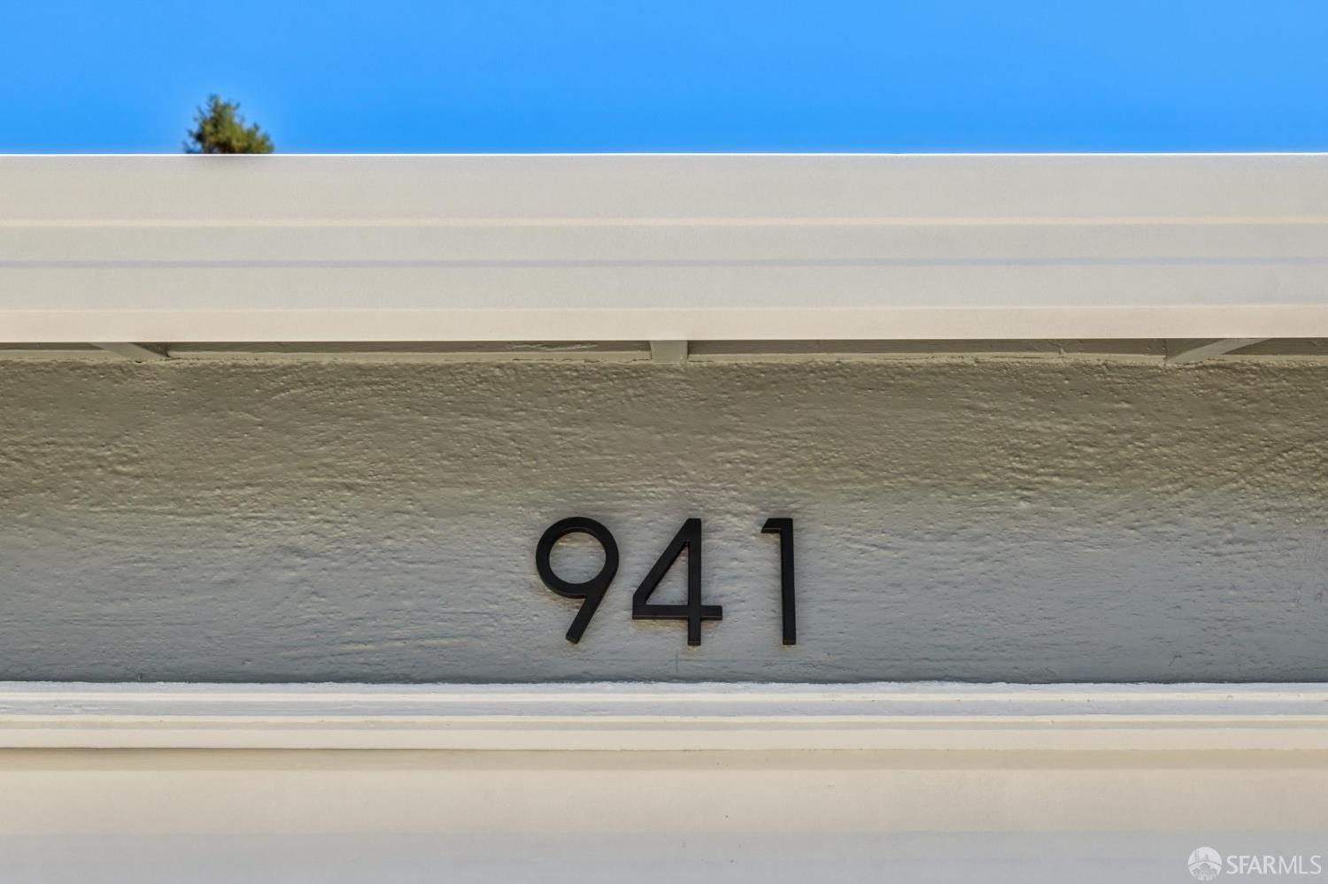 941 Norton Street