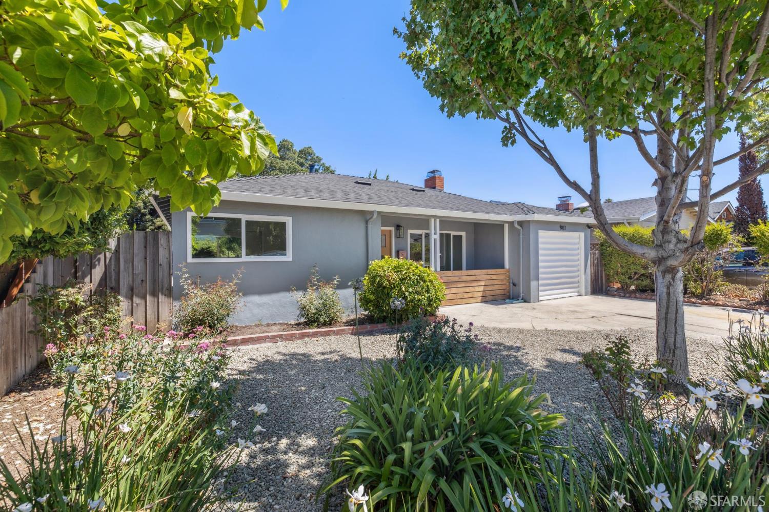 941 Norton Street