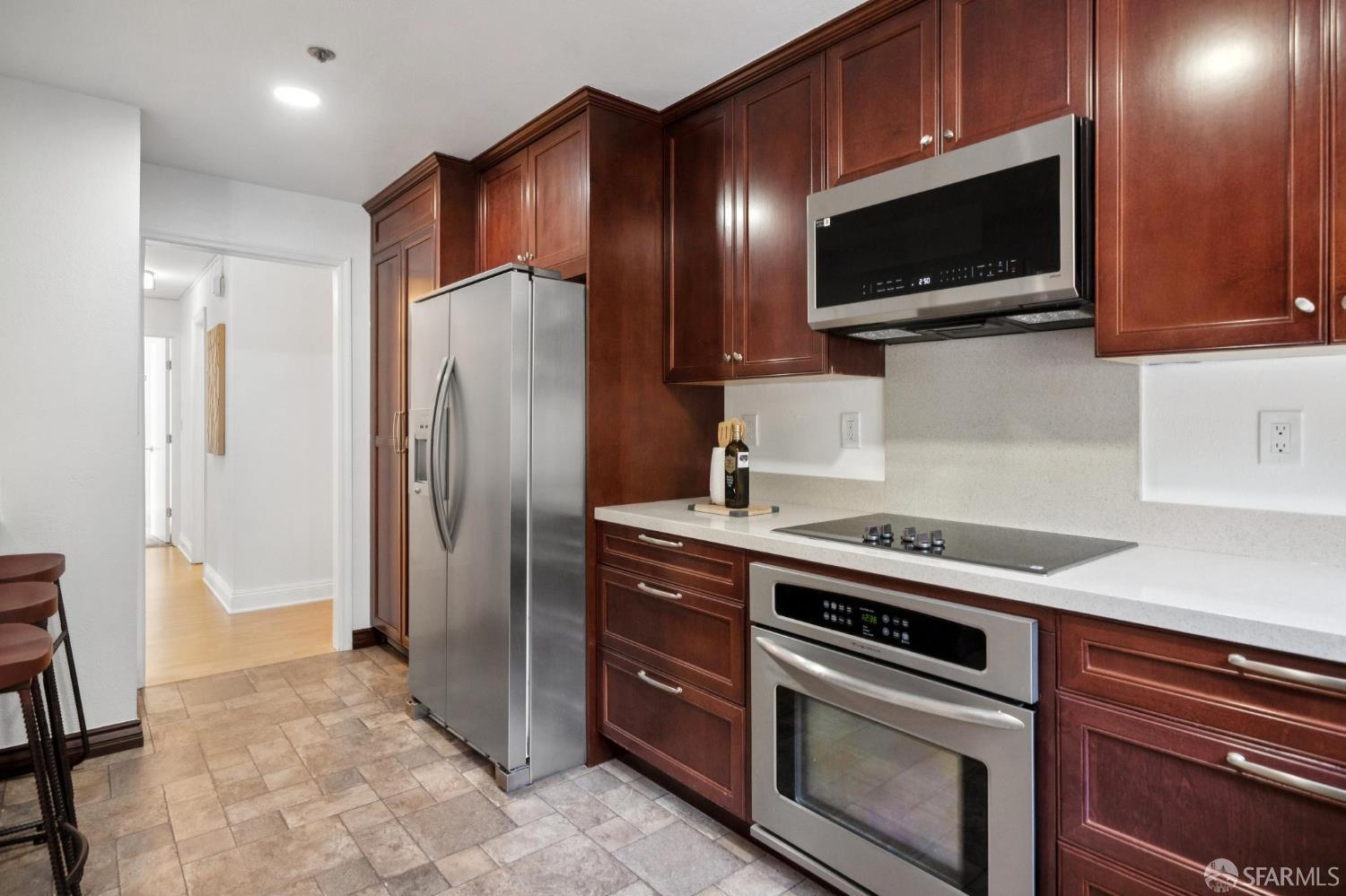 208 N Lake Merced Hills # 1E