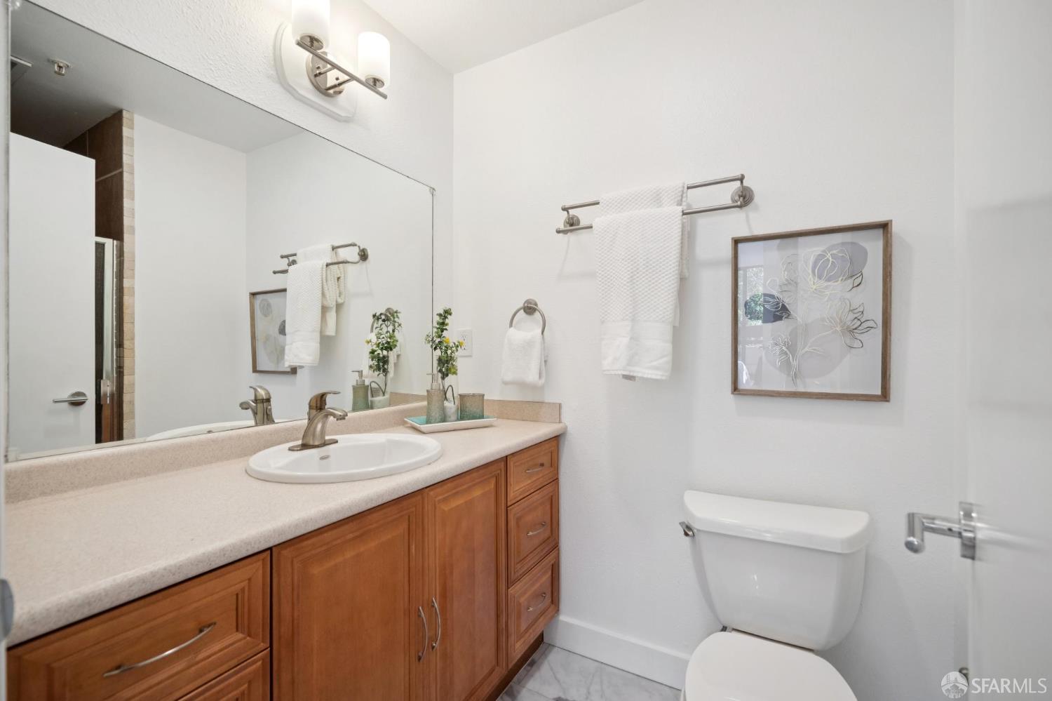 208 N Lake Merced Hills # 1E