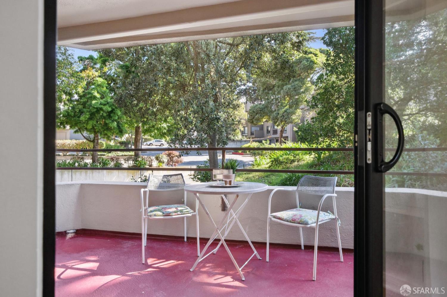 208 N Lake Merced Hills # 1E