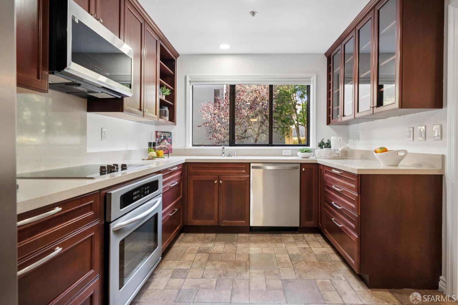 208 N Lake Merced Hills # 1E