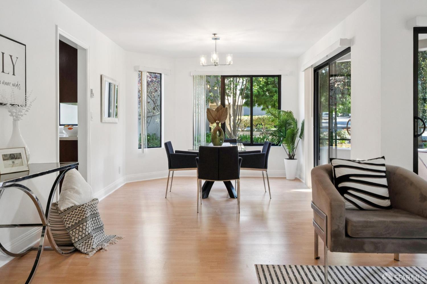 208 N Lake Merced Hills # 1E