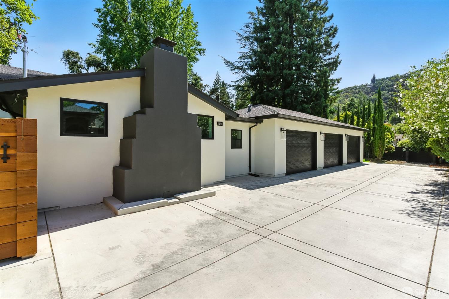 2559 Romley Lane