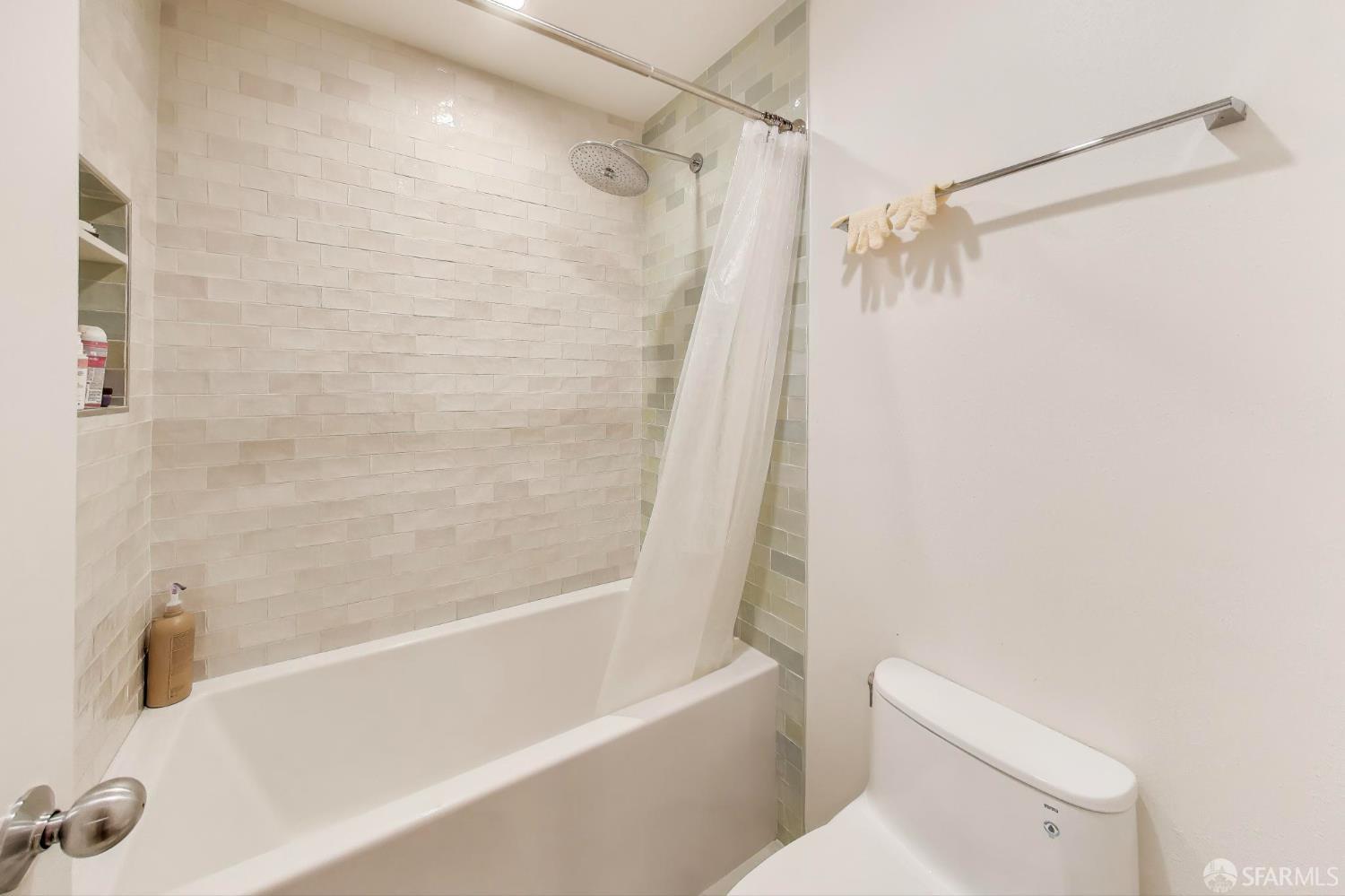 208 N Lake Merced Hills # A