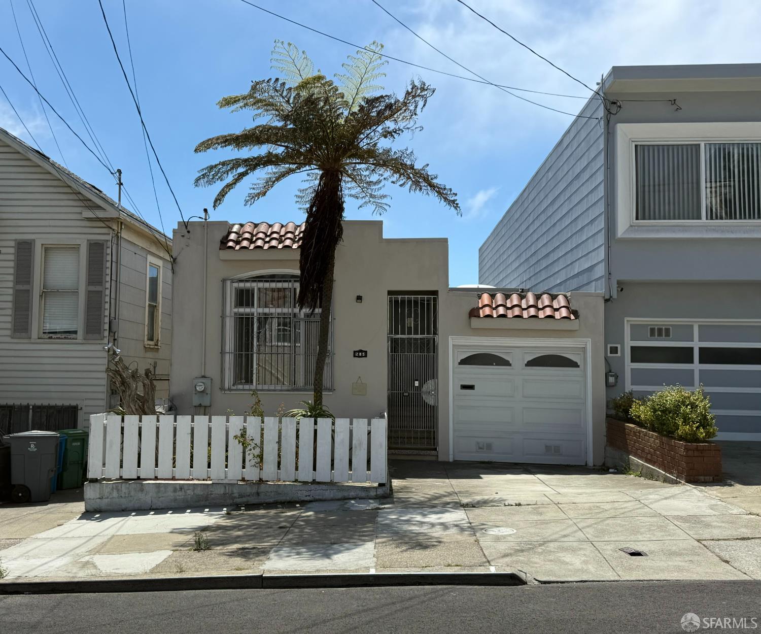 285 Teddy Avenue
