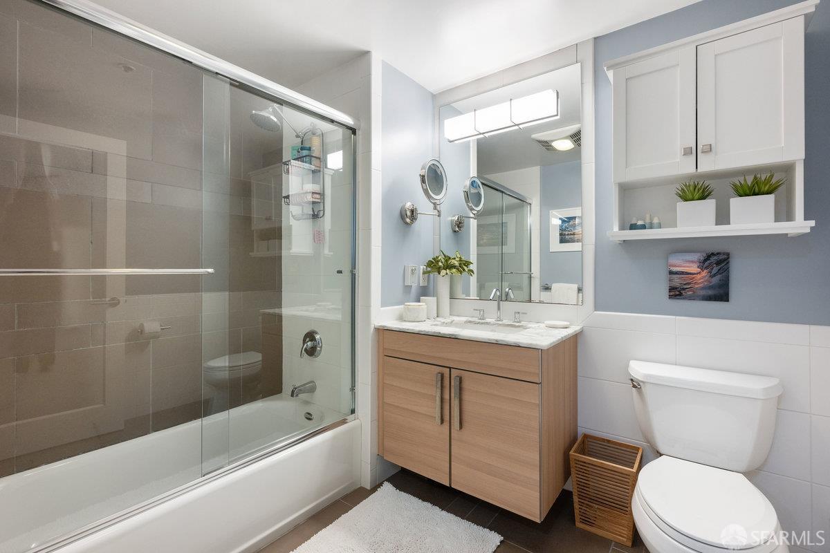 555 4th Street # 735