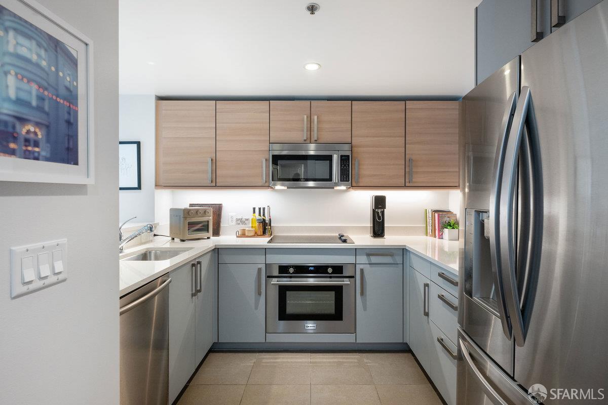 555 4th Street # 735