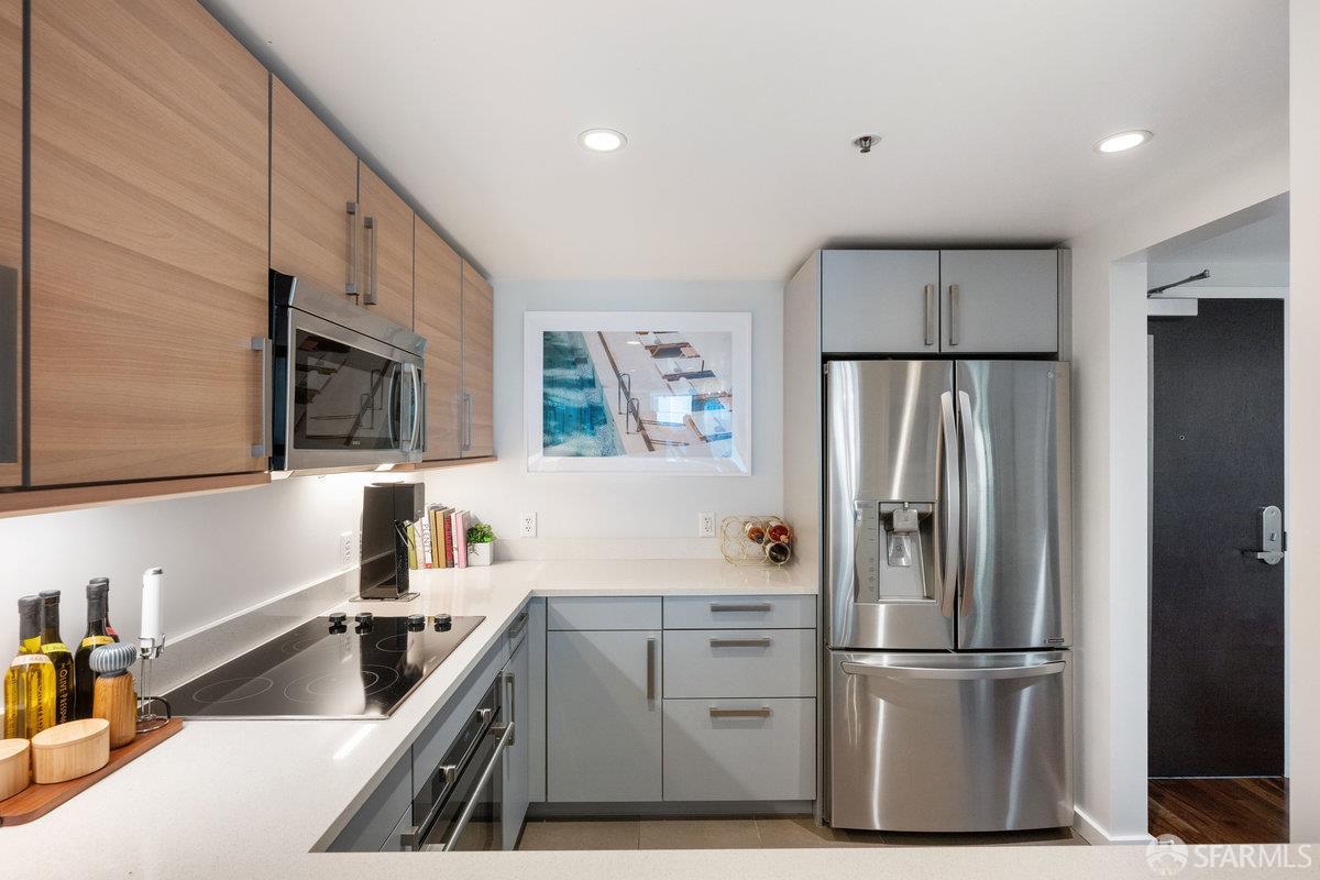 555 4th Street # 735