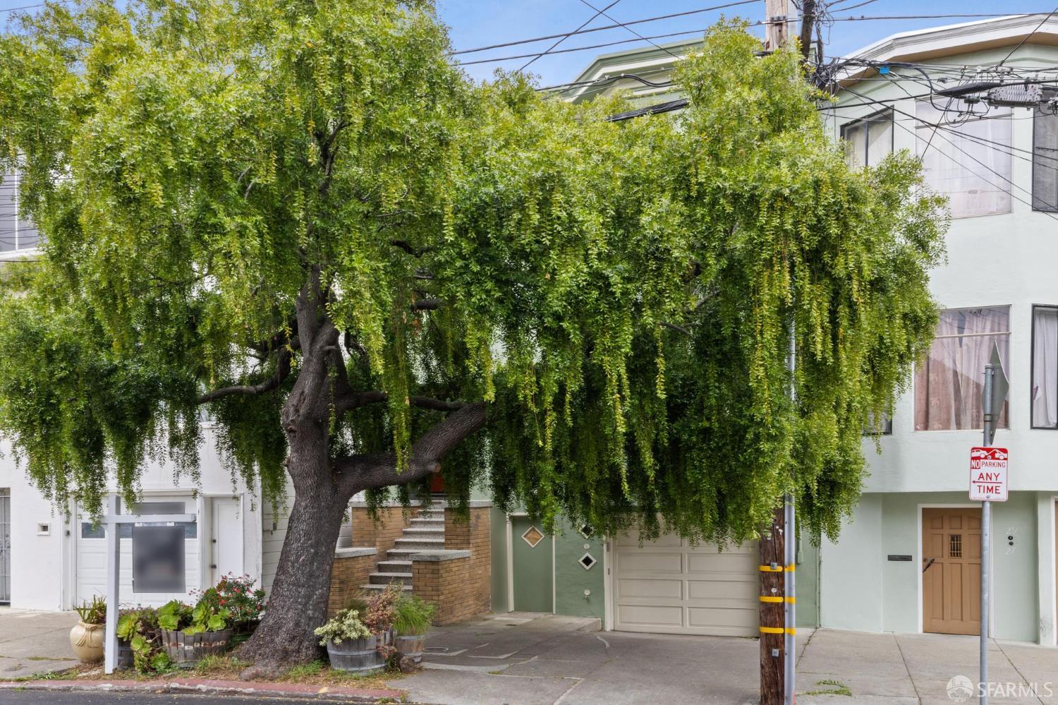 23 Richland Avenue