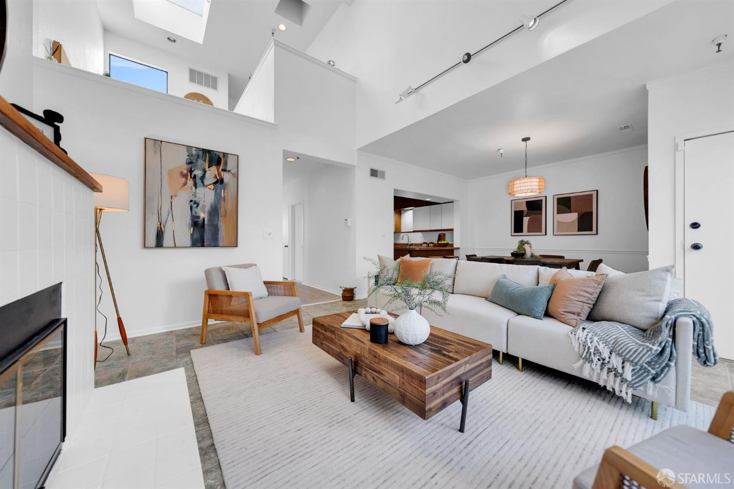 35 Moulton Street # 2