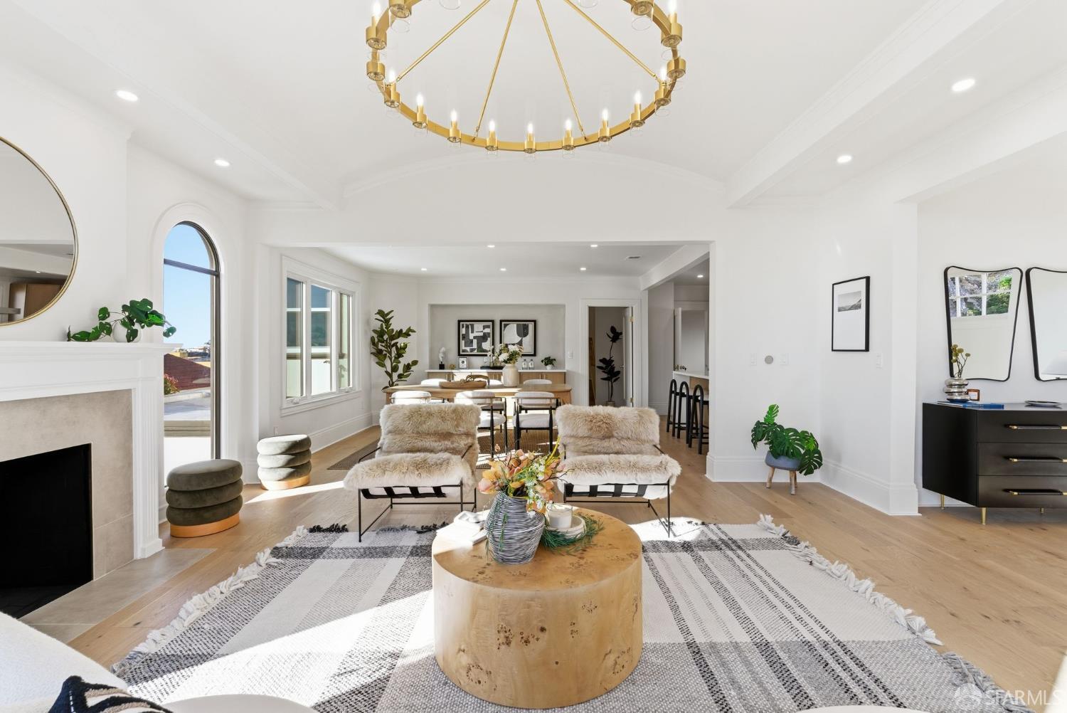 315 Colon Avenue