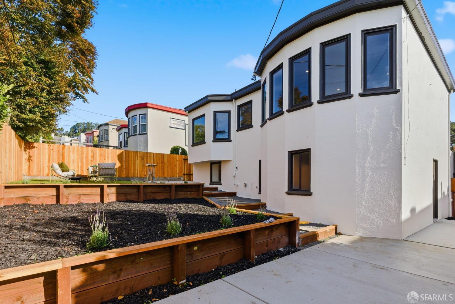 315 Colon Avenue