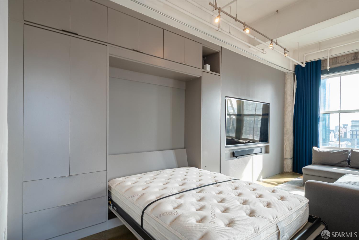 2 Mint Plaza # 905