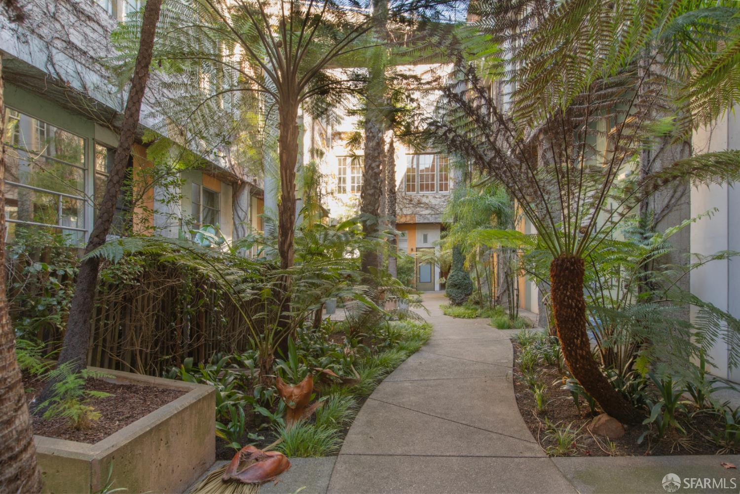 461 2nd Street # 461T
